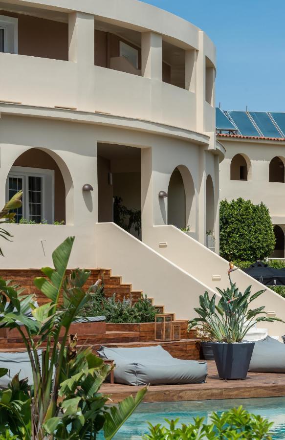 Bitzaro Palace Hotel Kalamaki  Exterior photo